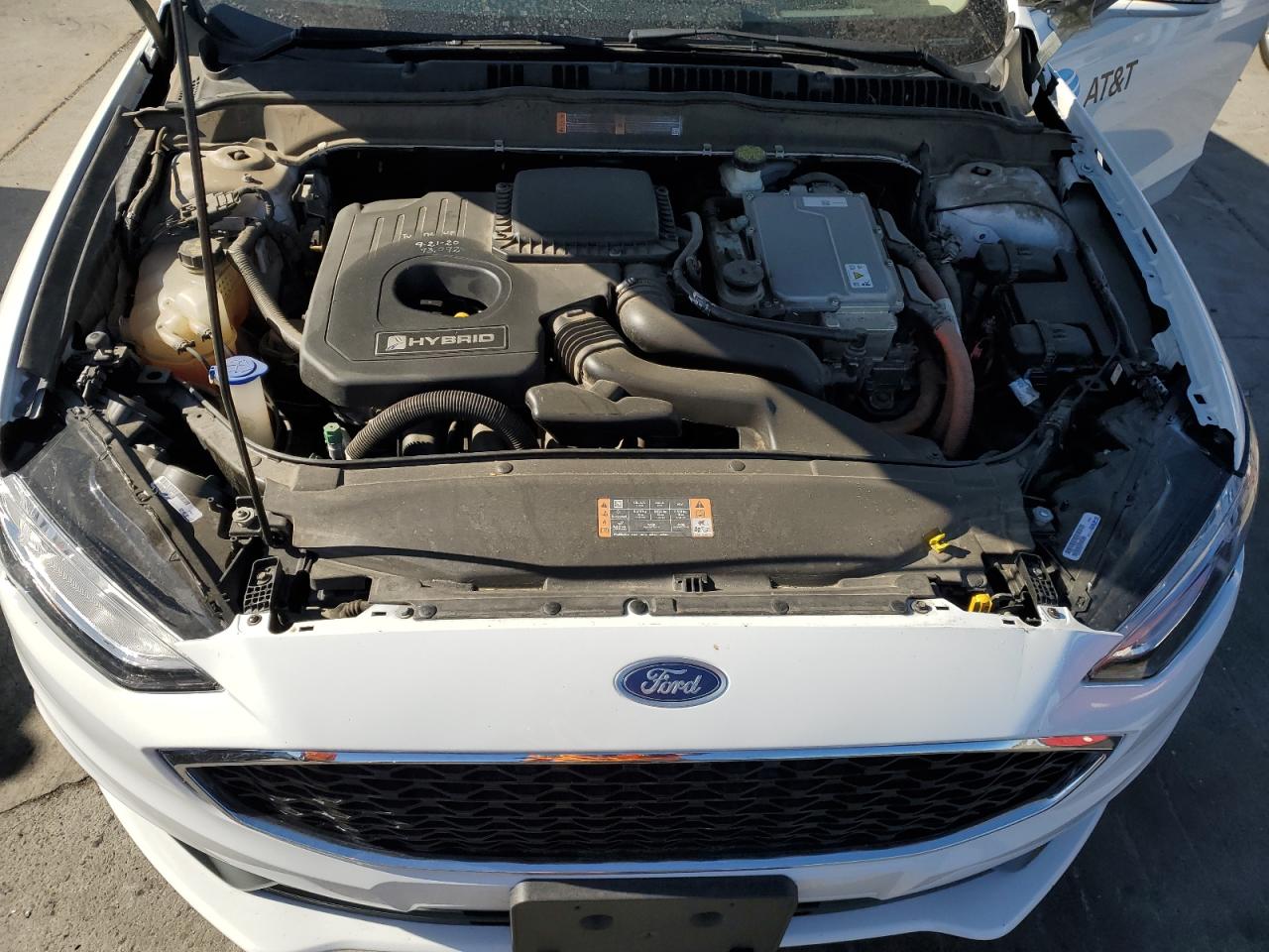 2017 FORD FUSION SE HYBRID photo 11