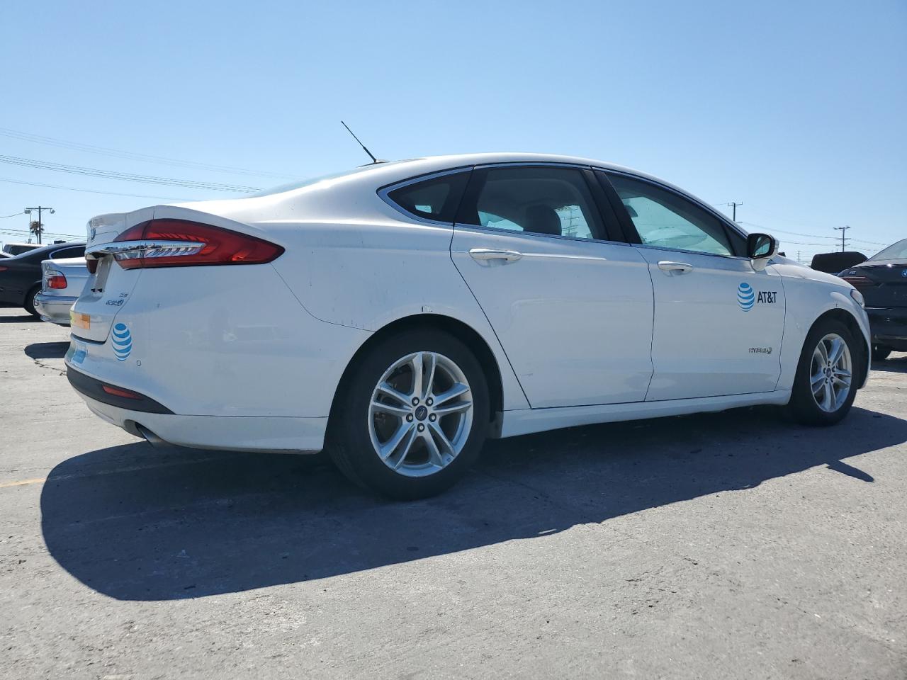 2018 FORD FUSION SE HYBRID photo 3