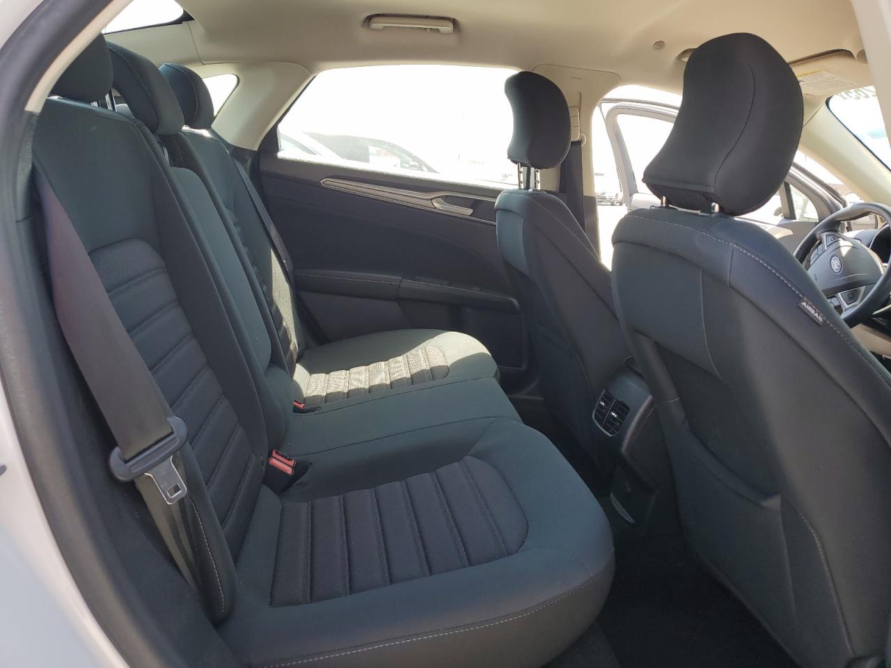 2019 FORD FUSION SE photo 10