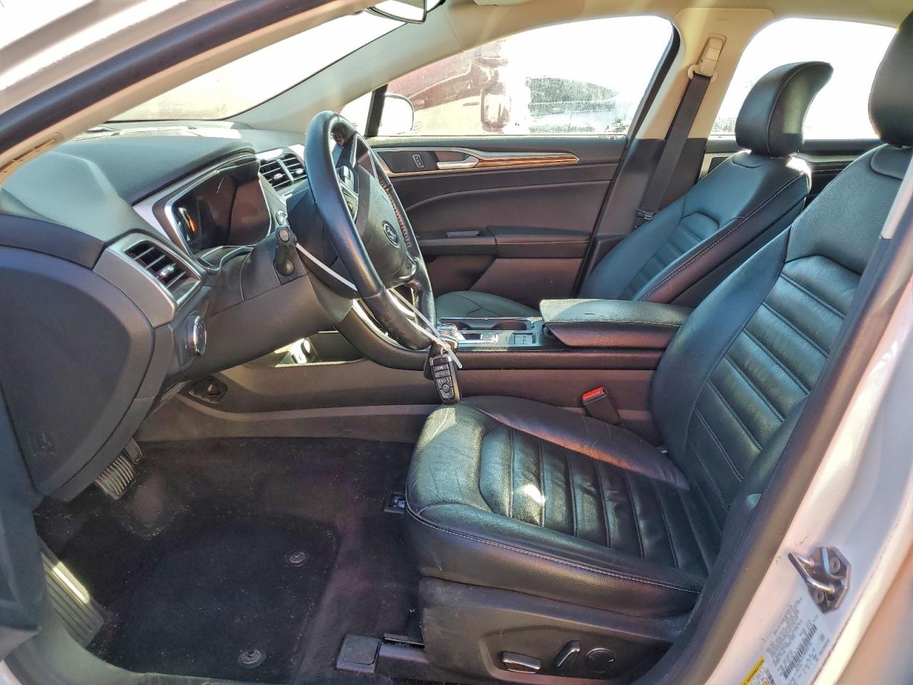 2017 FORD FUSION SE HYBRID photo 13
