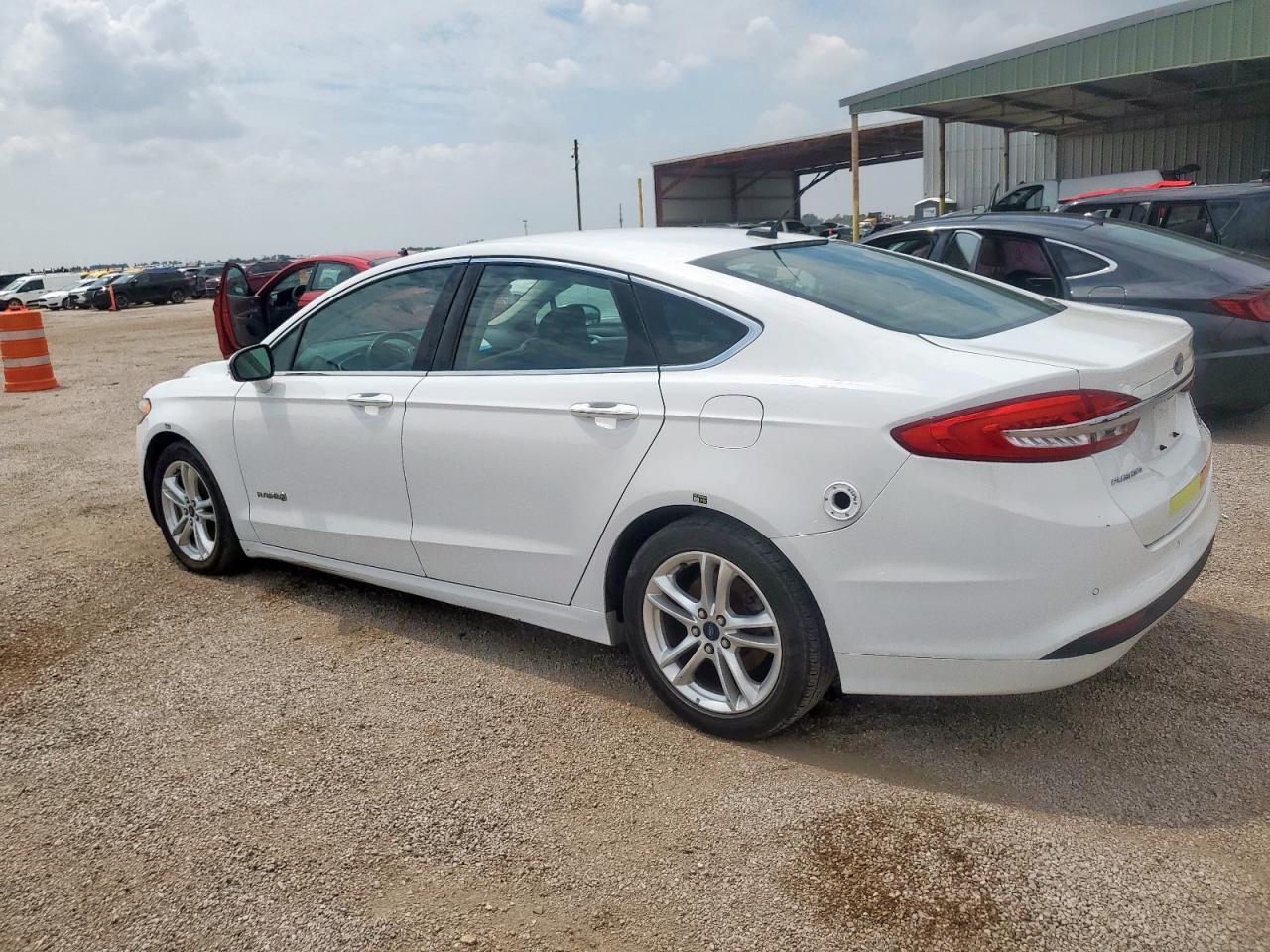 2018 FORD FUSION SE HYBRID photo 3
