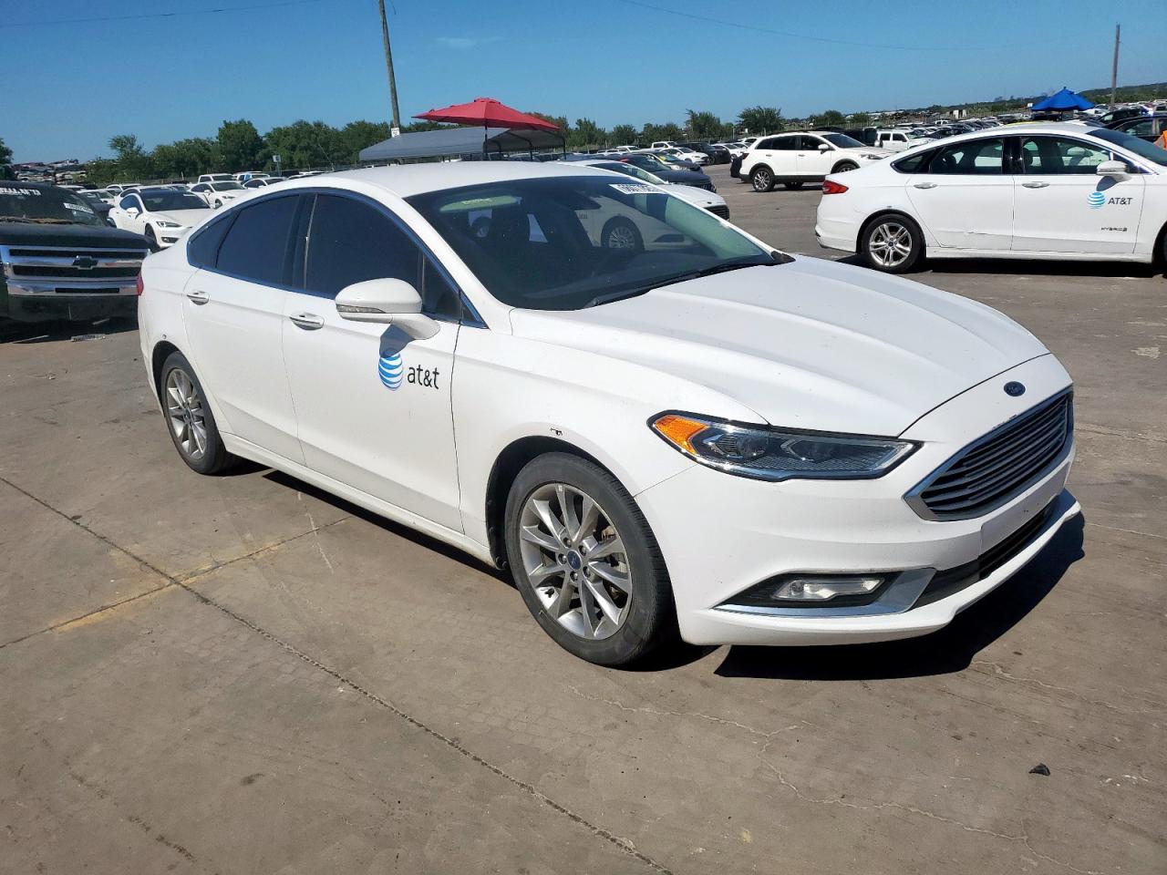 2017 FORD FUSION SE HYBRID photo 4