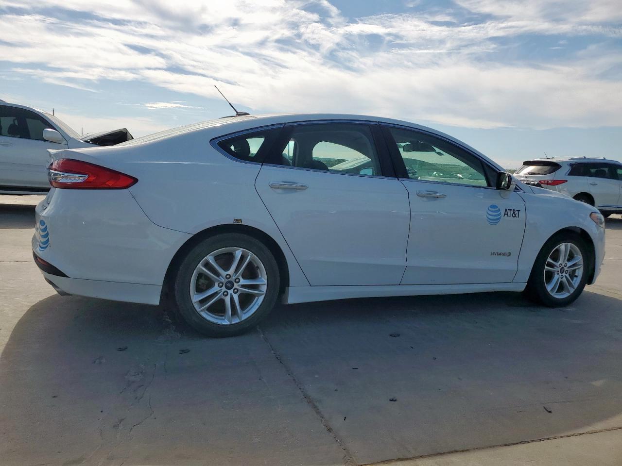 2018 FORD FUSION SE HYBRID photo 5