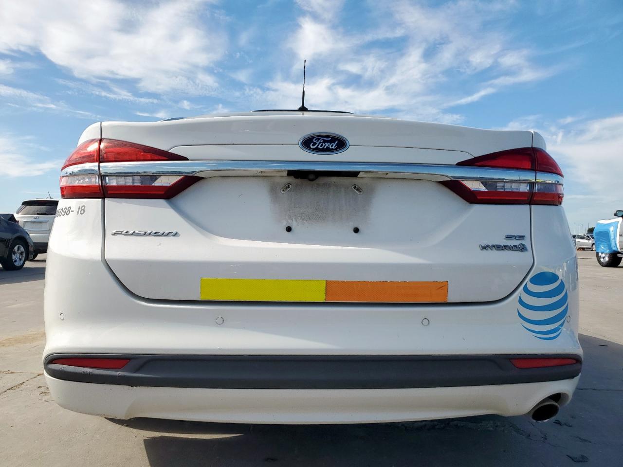 2018 FORD FUSION SE HYBRID photo 11