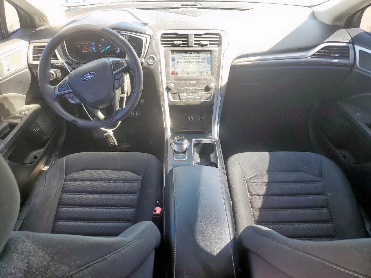 2019 FORD FUSION SE photo 15