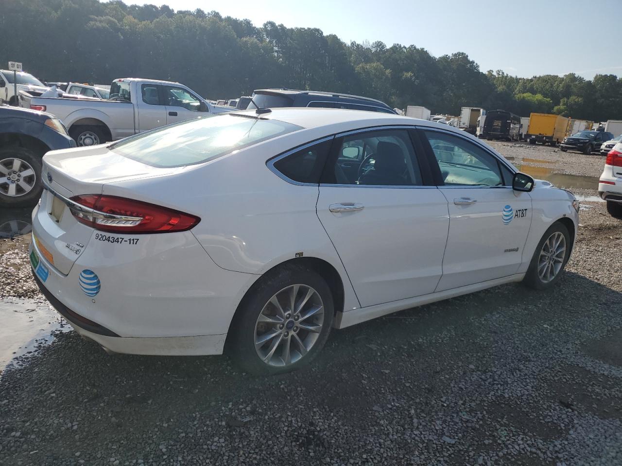 2017 FORD FUSION SE HYBRID photo 3