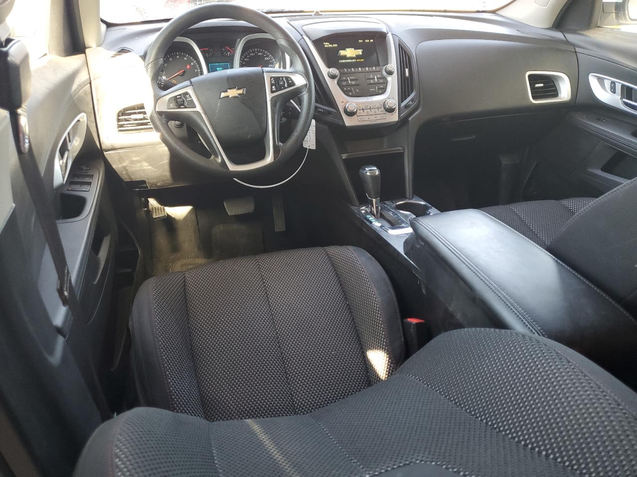 2017 CHEVROLET EQUINOX LT photo 8