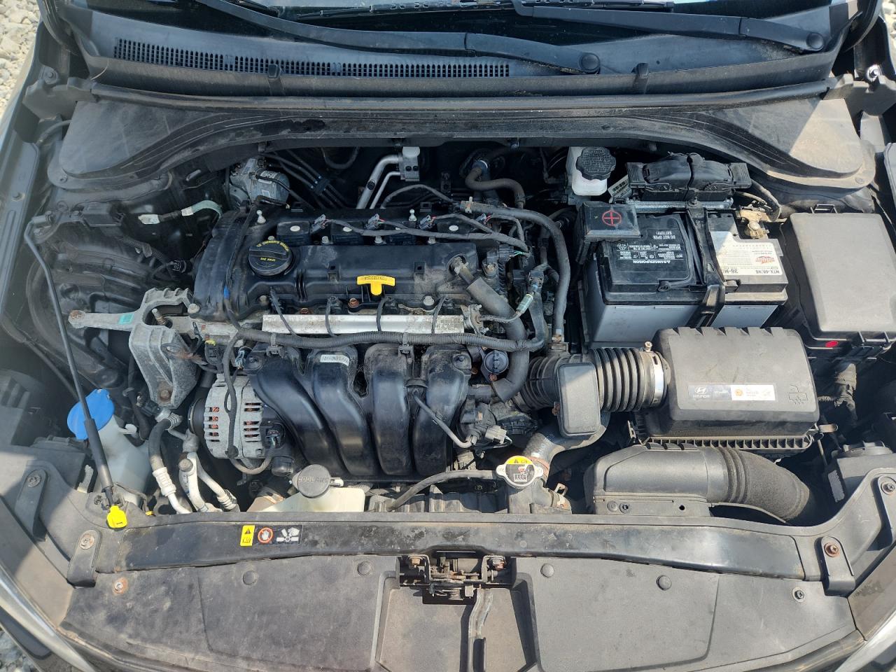 2017 HYUNDAI ELANTRA SE photo 31