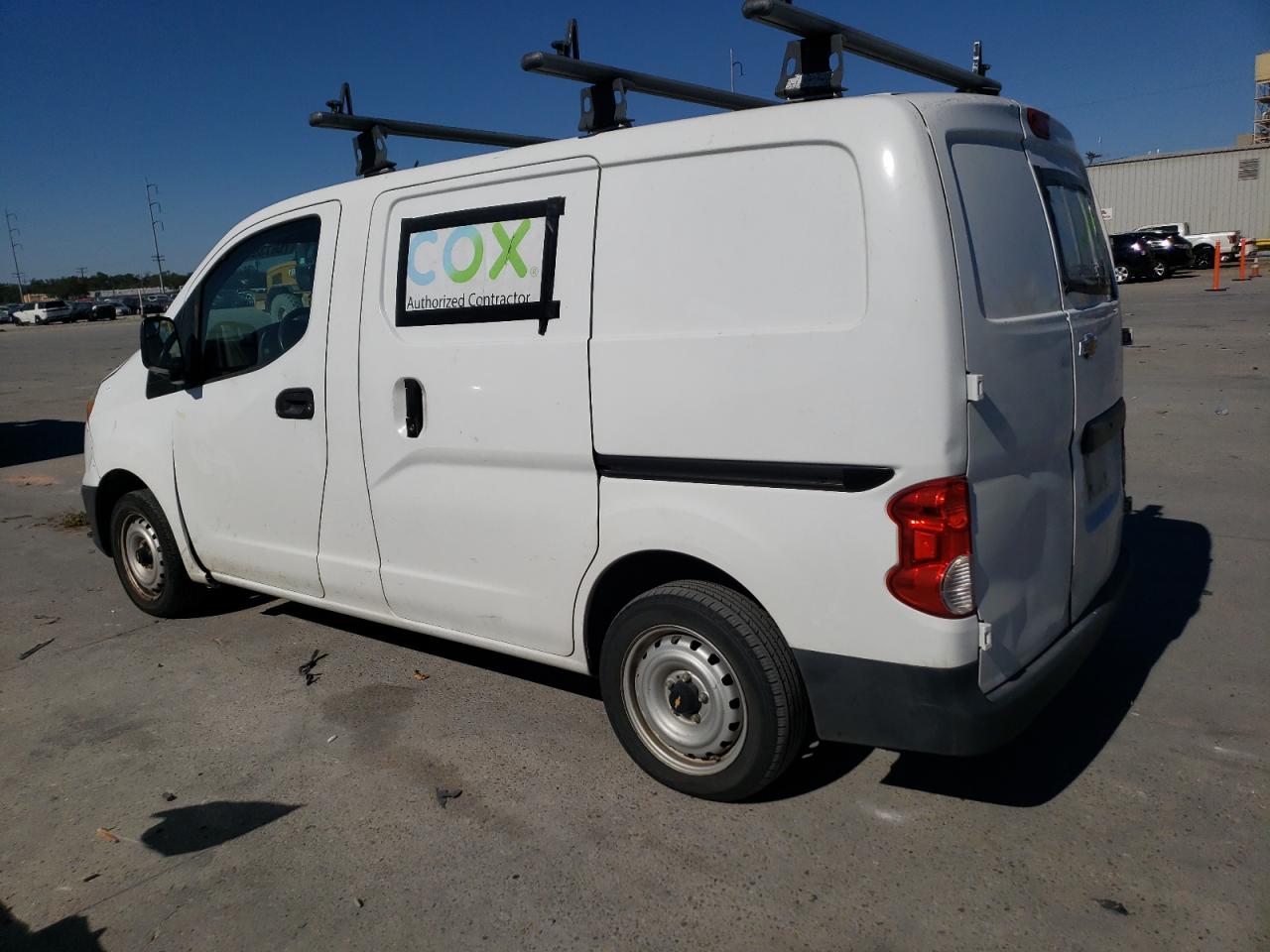 2015 CHEVROLET CITY EXPRESS LS photo 2