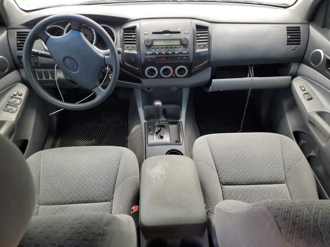 2005 TOYOTA TACOMA photo 8