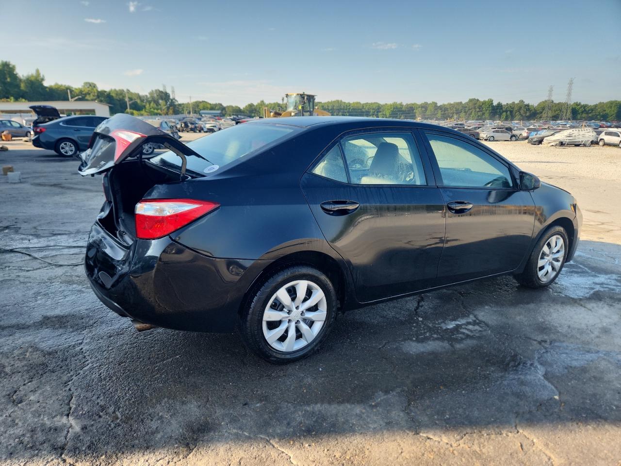 2016 TOYOTA COROLLA LE photo 5