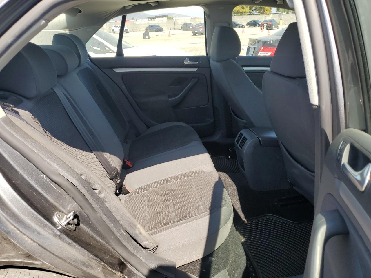 2008 VOLKSWAGEN JETTA S photo 19