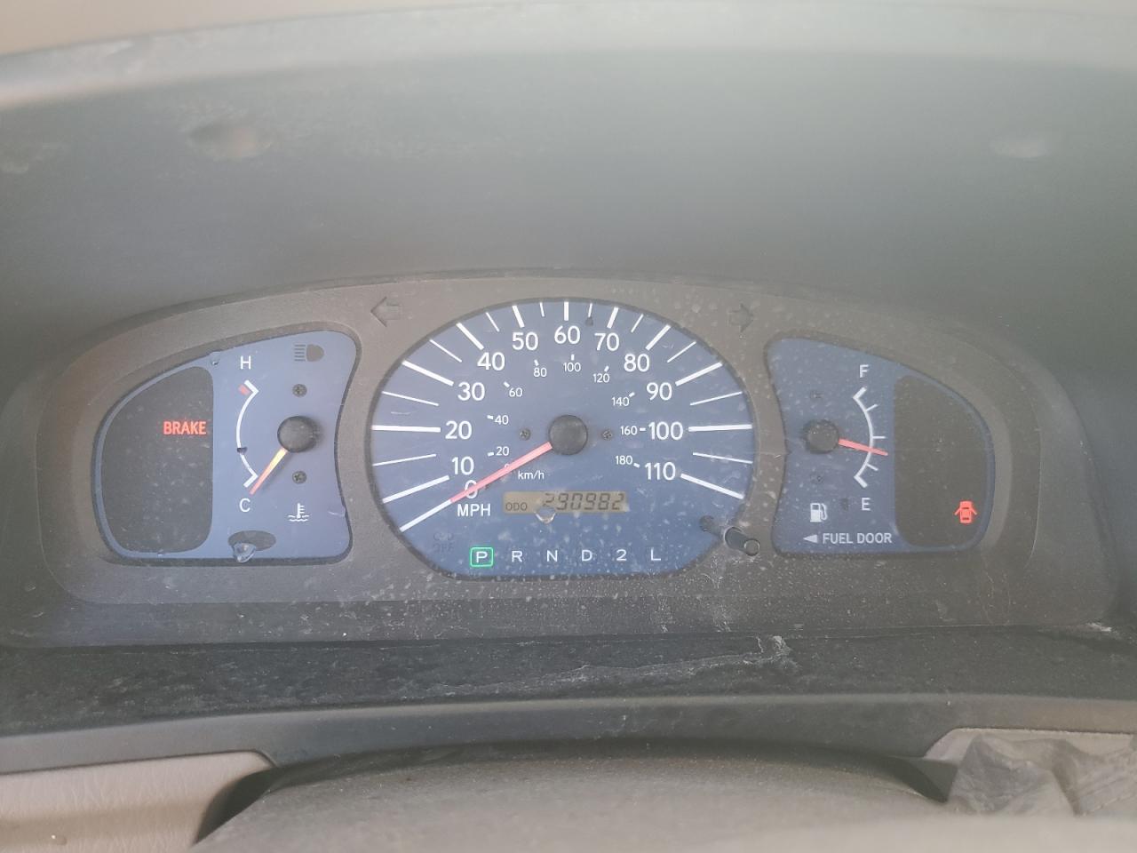 2003 TOYOTA SIENNA CE photo 9