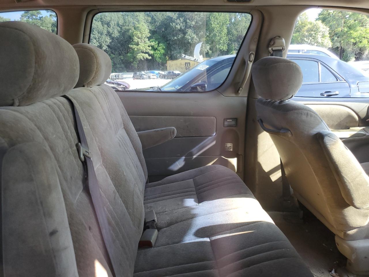 2003 TOYOTA SIENNA CE photo 10