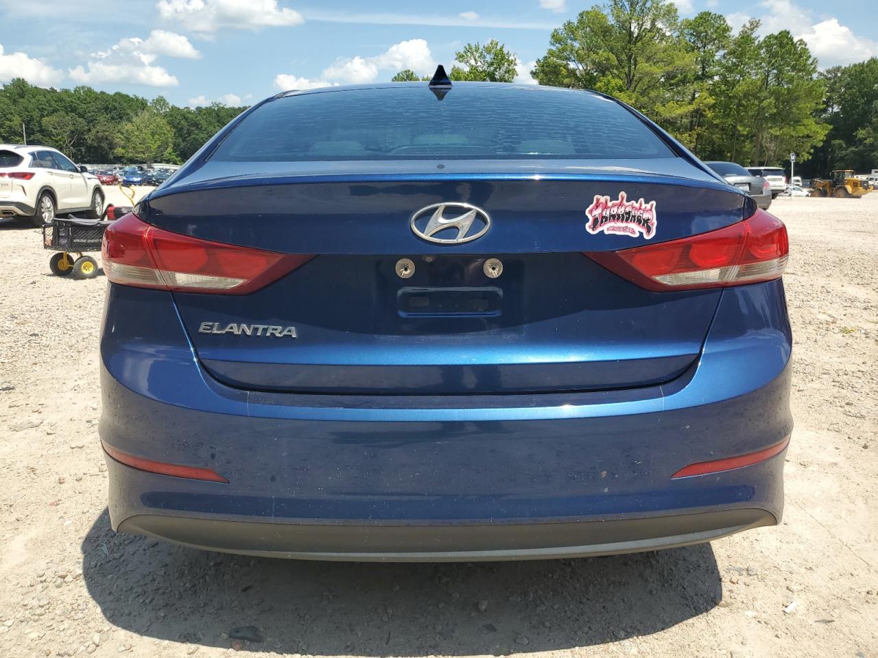 2018 HYUNDAI ELANTRA photo 11