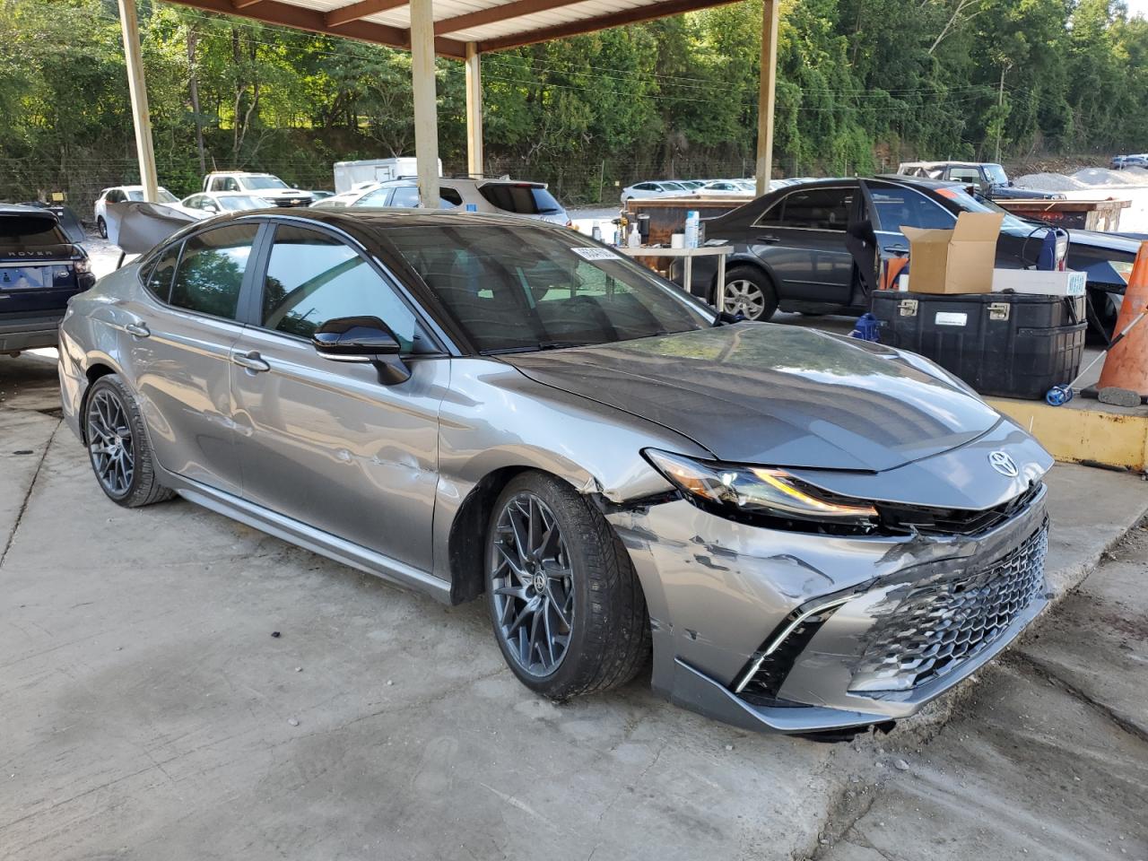 2025 TOYOTA CAMRY XSE photo 4