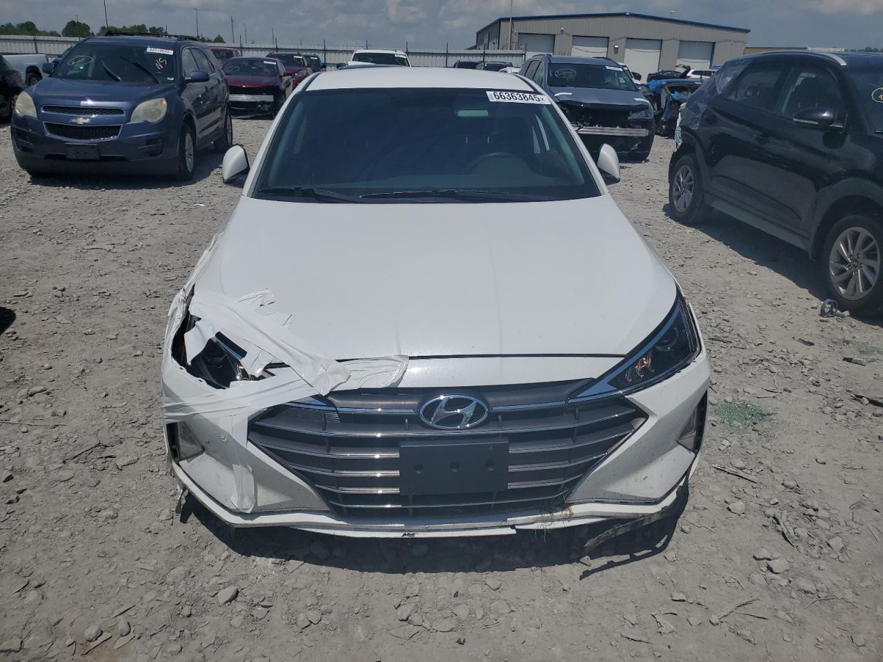 2019 HYUNDAI ELANTRA SE photo 5