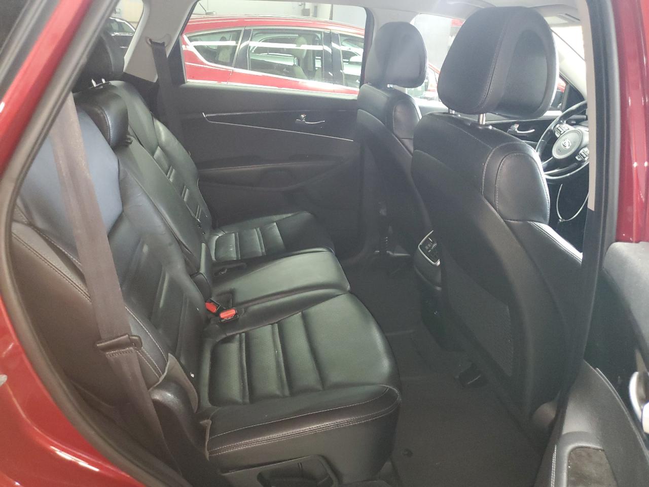 2016 KIA SORENTO photo 11