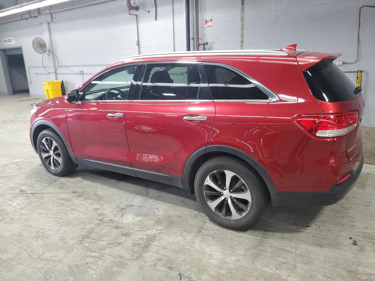 2016 KIA SORENTO photo 2