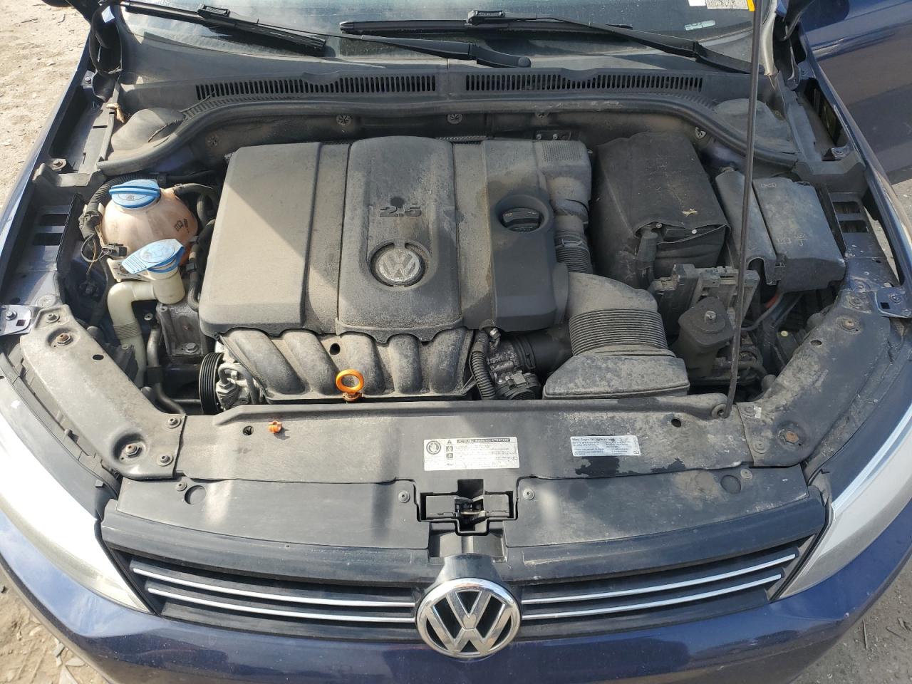 2012 VOLKSWAGEN JETTA photo 11