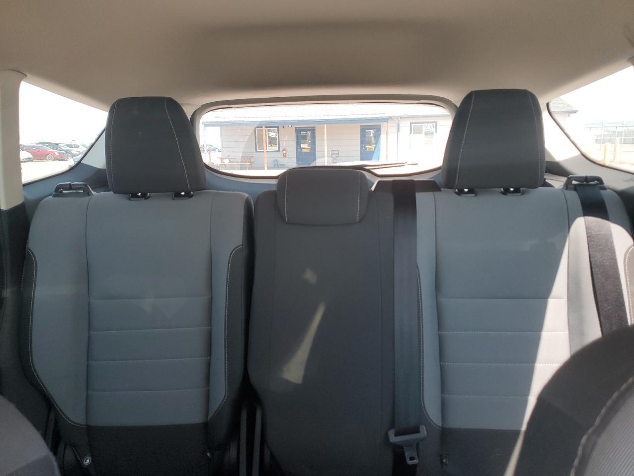2017 FORD ESCAPE S photo 10