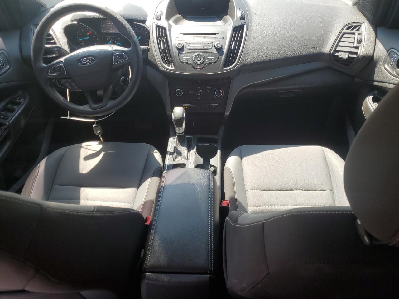 2017 FORD ESCAPE S photo 8