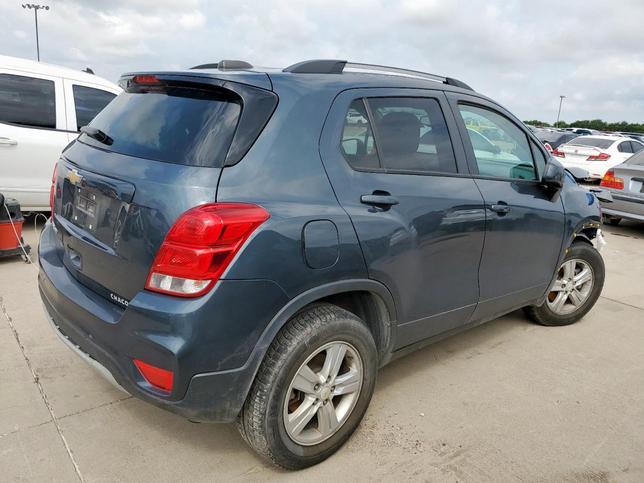2021 CHEVROLET TRAX 1LT photo 7