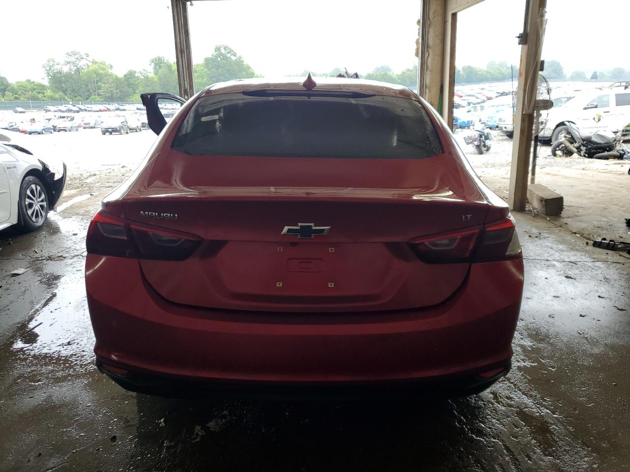 2016 CHEVROLET MALIBU LT photo 6