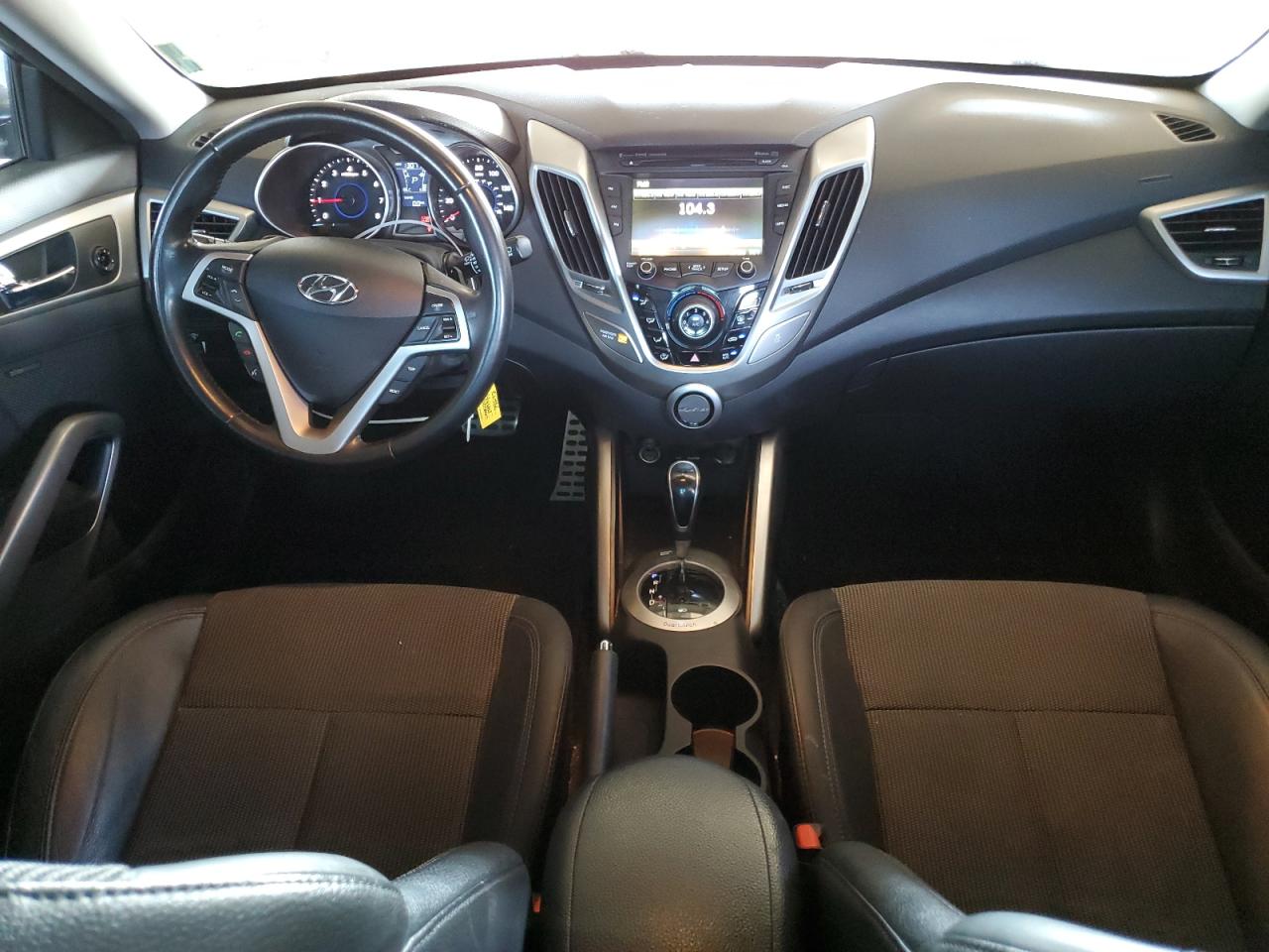 2014 HYUNDAI VELOSTER photo 8