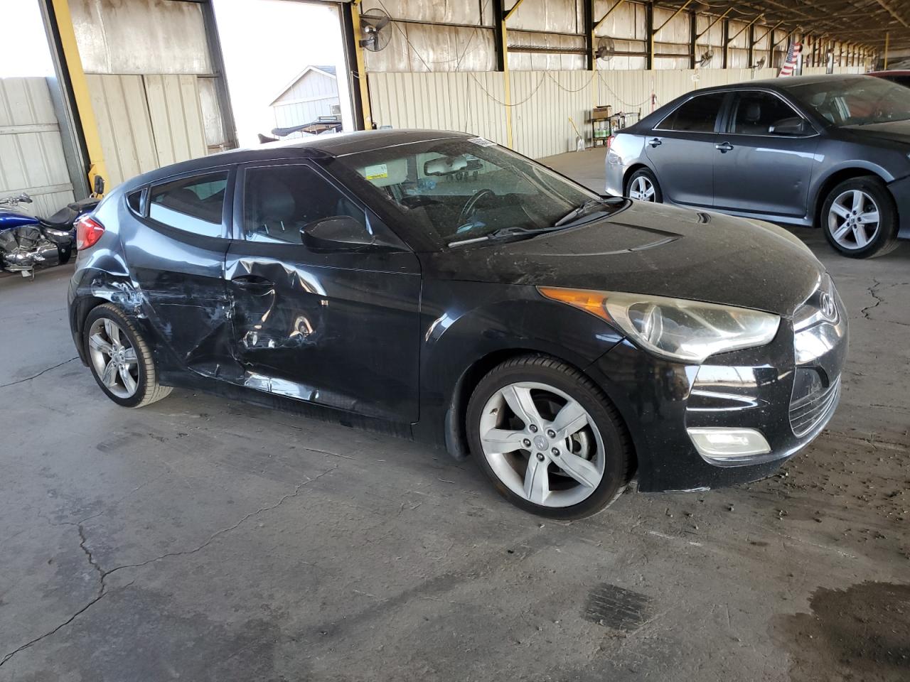 2014 HYUNDAI VELOSTER photo 4