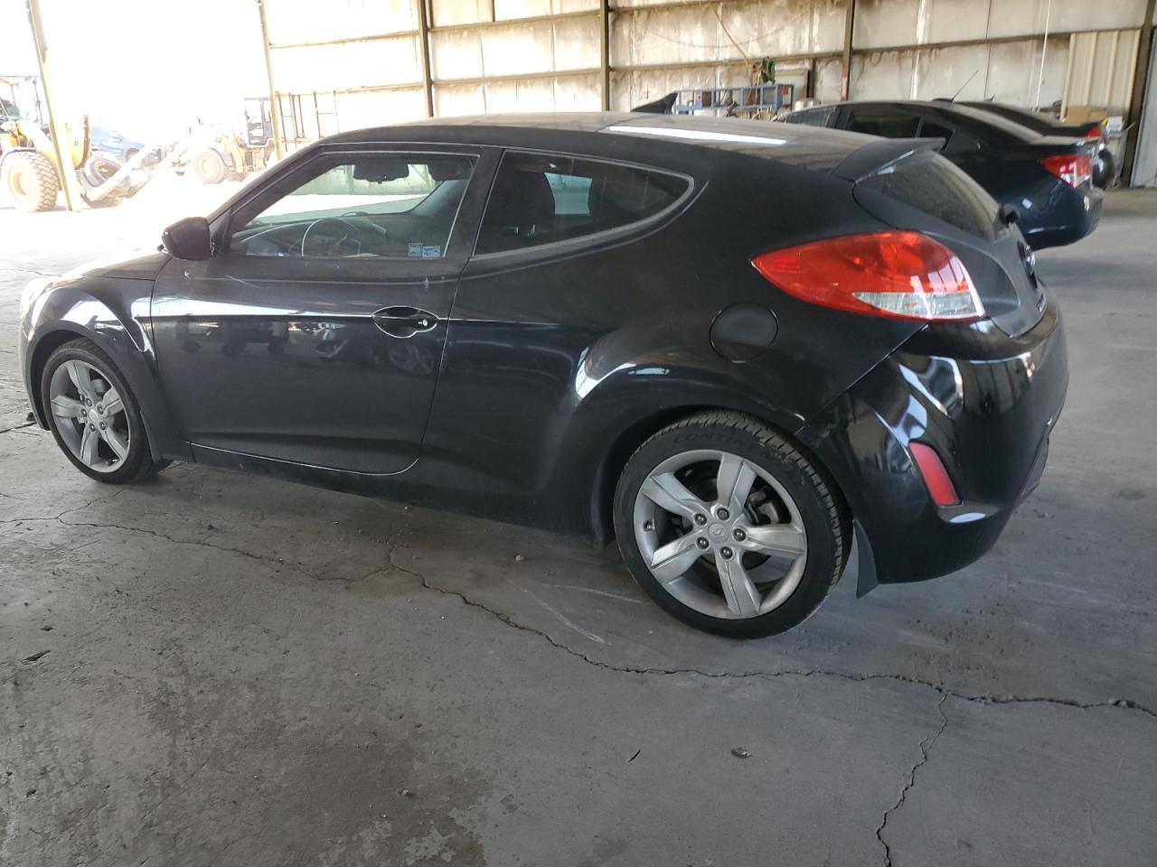 2014 HYUNDAI VELOSTER photo 2