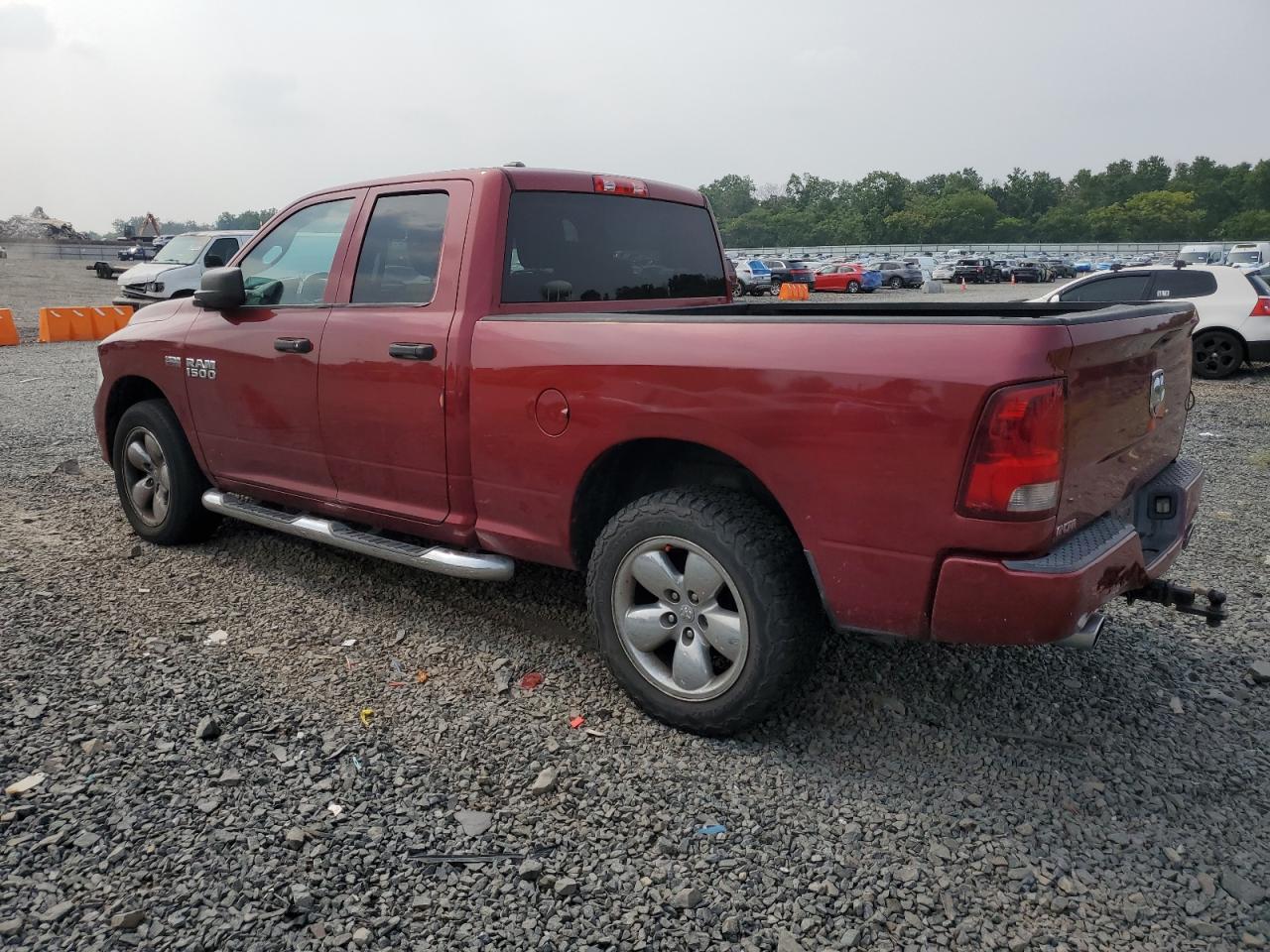 2014 RAM 1500 ST photo 3