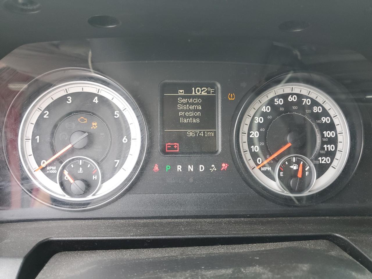 2014 RAM 1500 ST photo 17