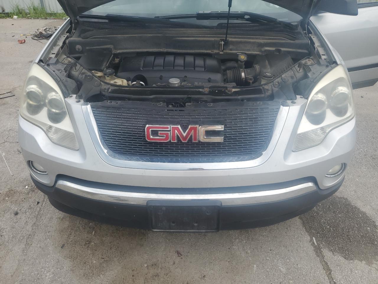 2009 GMC ACADIA SLE photo 12