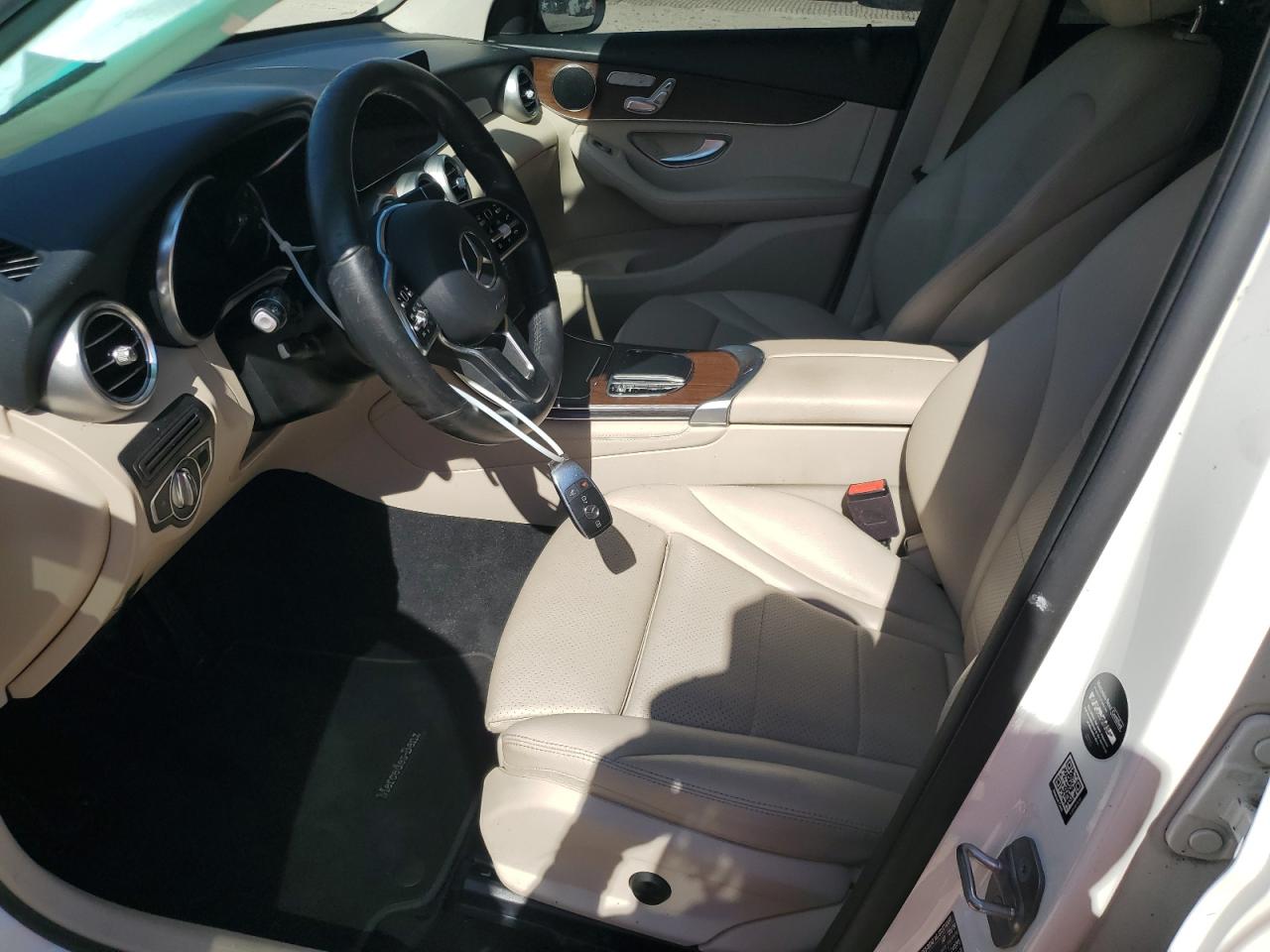 2020 MERCEDES-BENZ GLC 300 photo 7