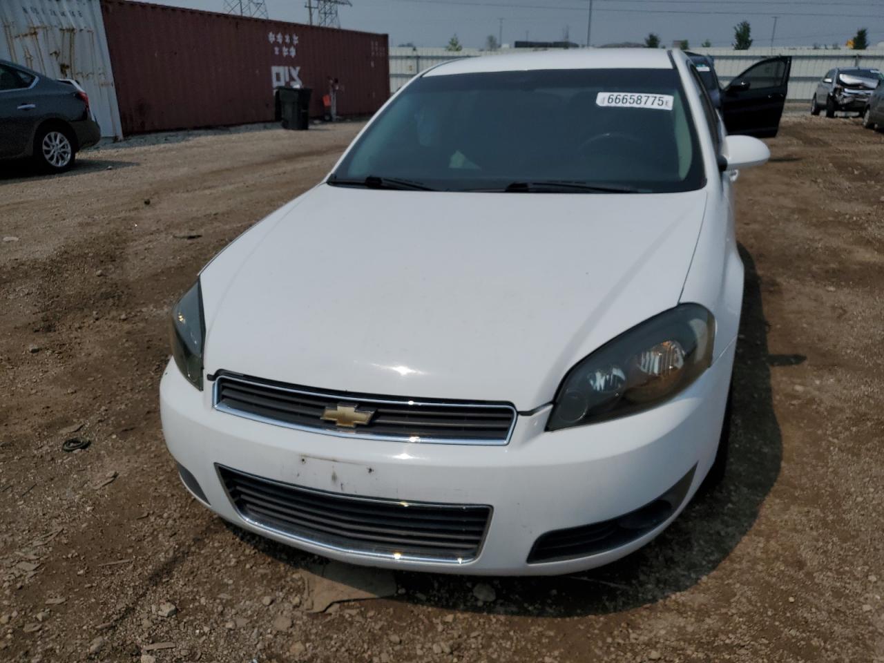 2011 CHEVROLET IMPALA LT photo 13
