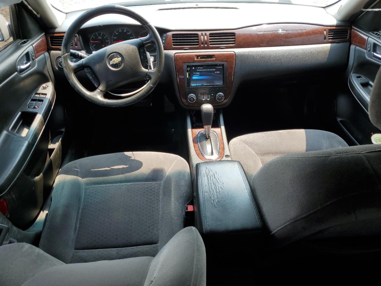 2011 CHEVROLET IMPALA LT photo 22