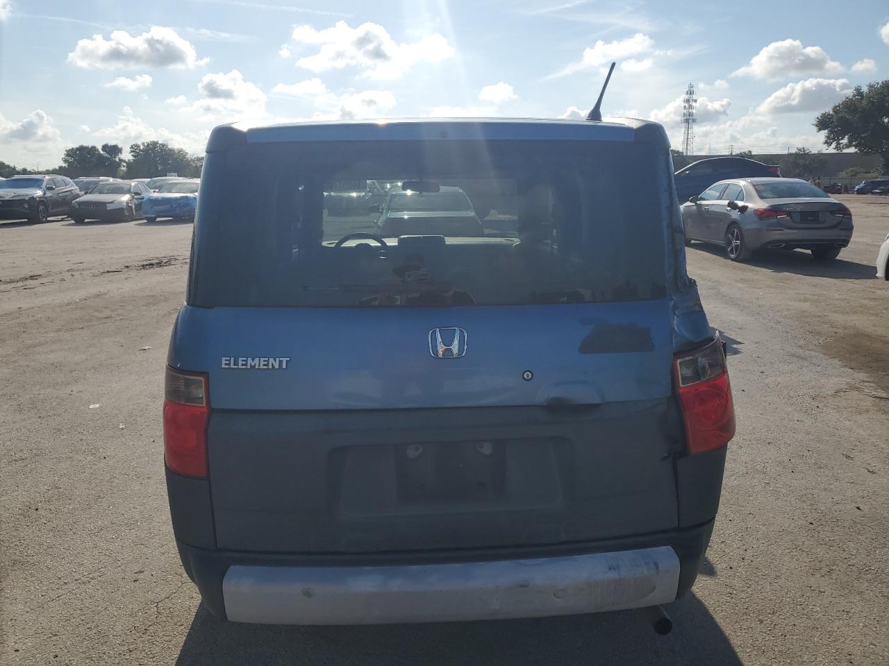 2006 HONDA ELEMENT LX photo 6