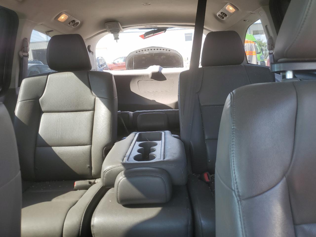2016 HONDA ODYSSEY EXL photo 10