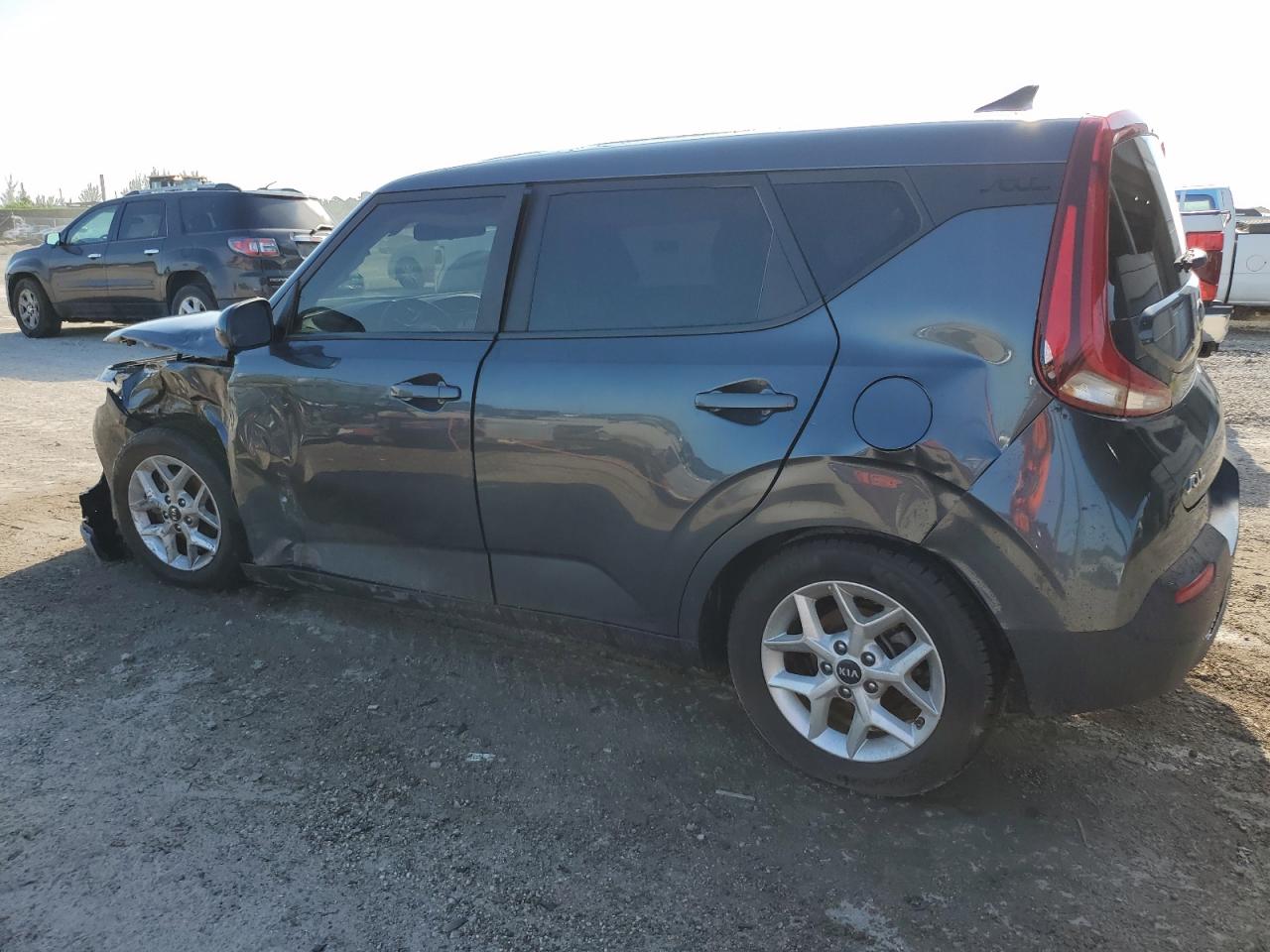 2020 KIA SOUL LX photo 3