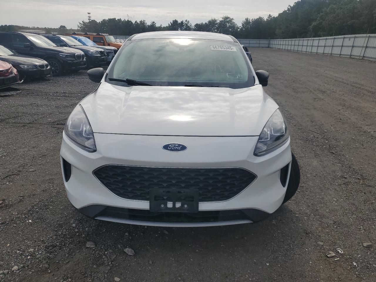 2022 FORD ESCAPE SE photo 5