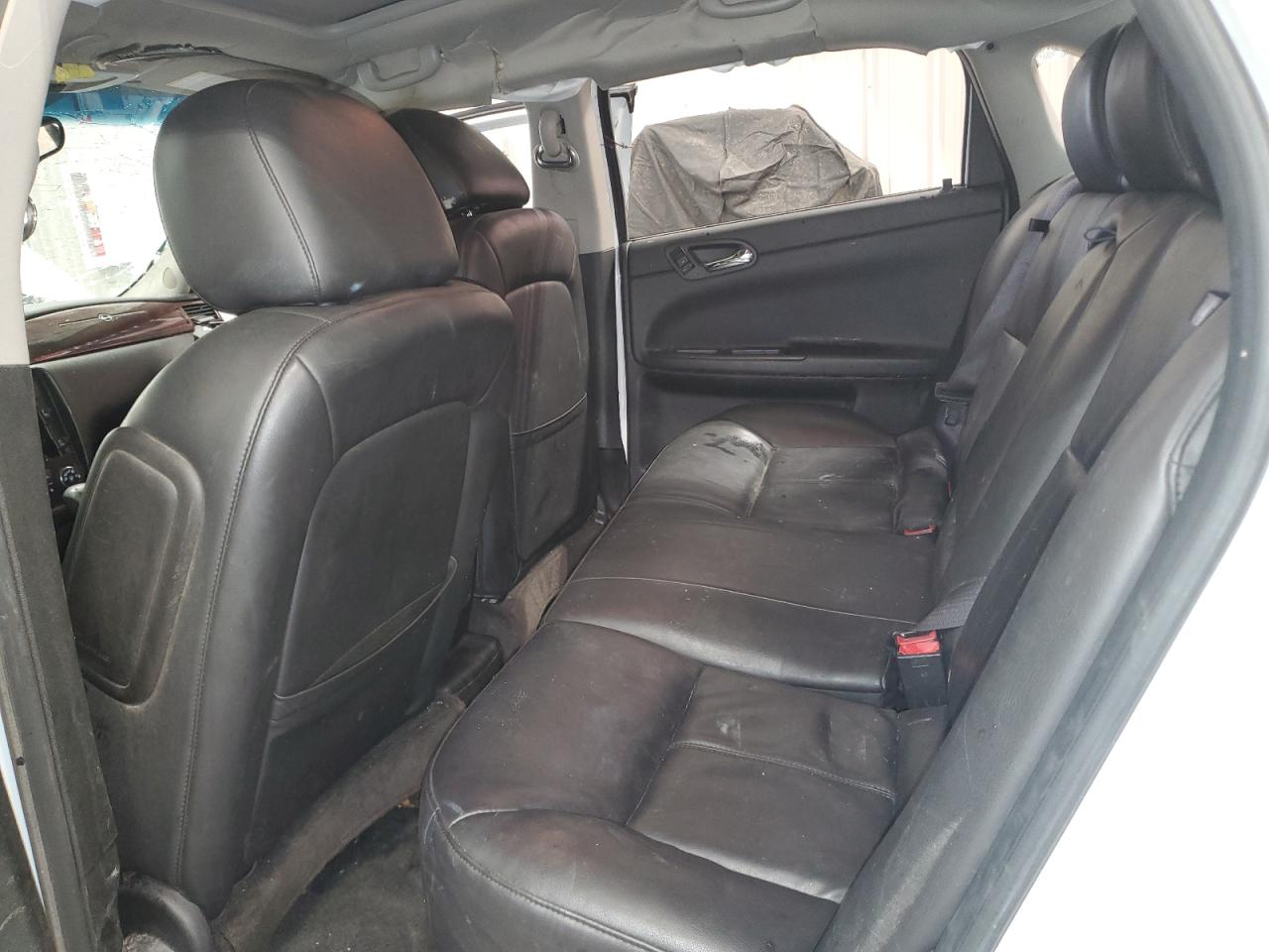 2011 CHEVROLET IMPALA LT photo 19