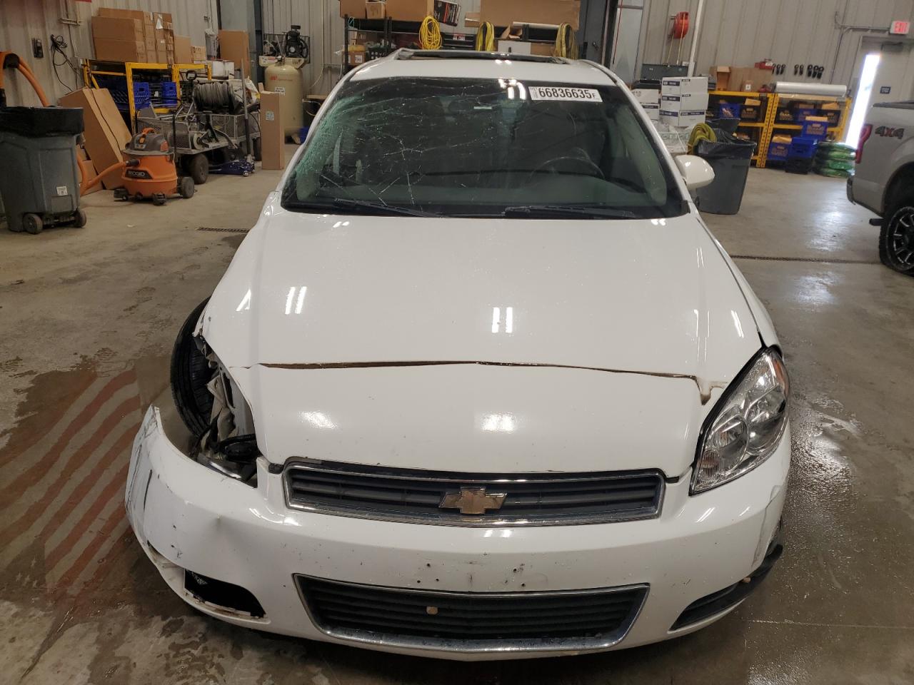 2011 CHEVROLET IMPALA LT photo 9