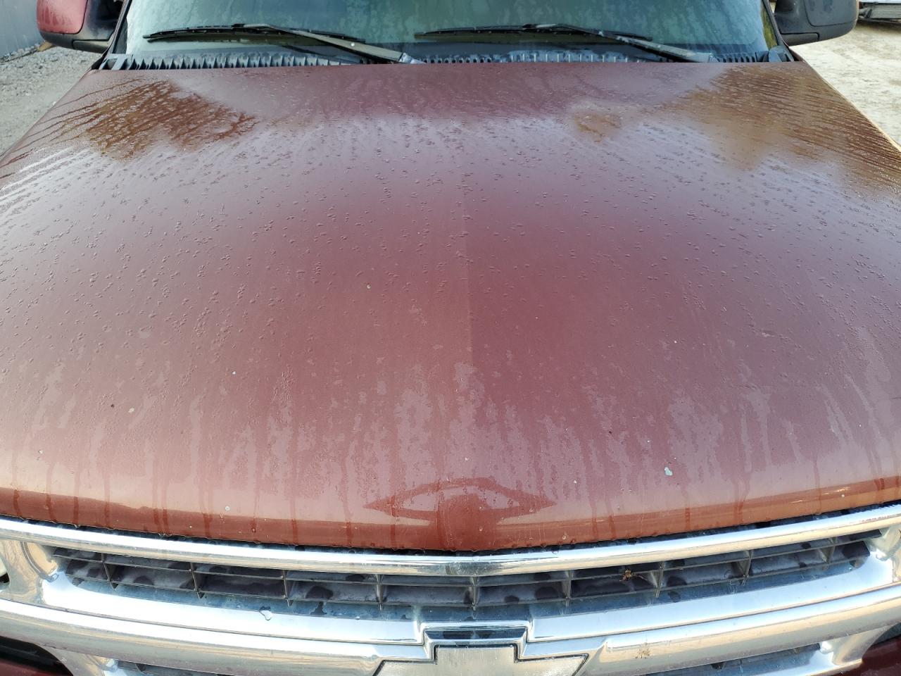 2000 CHEVROLET SUBURBAN C1500 photo 23