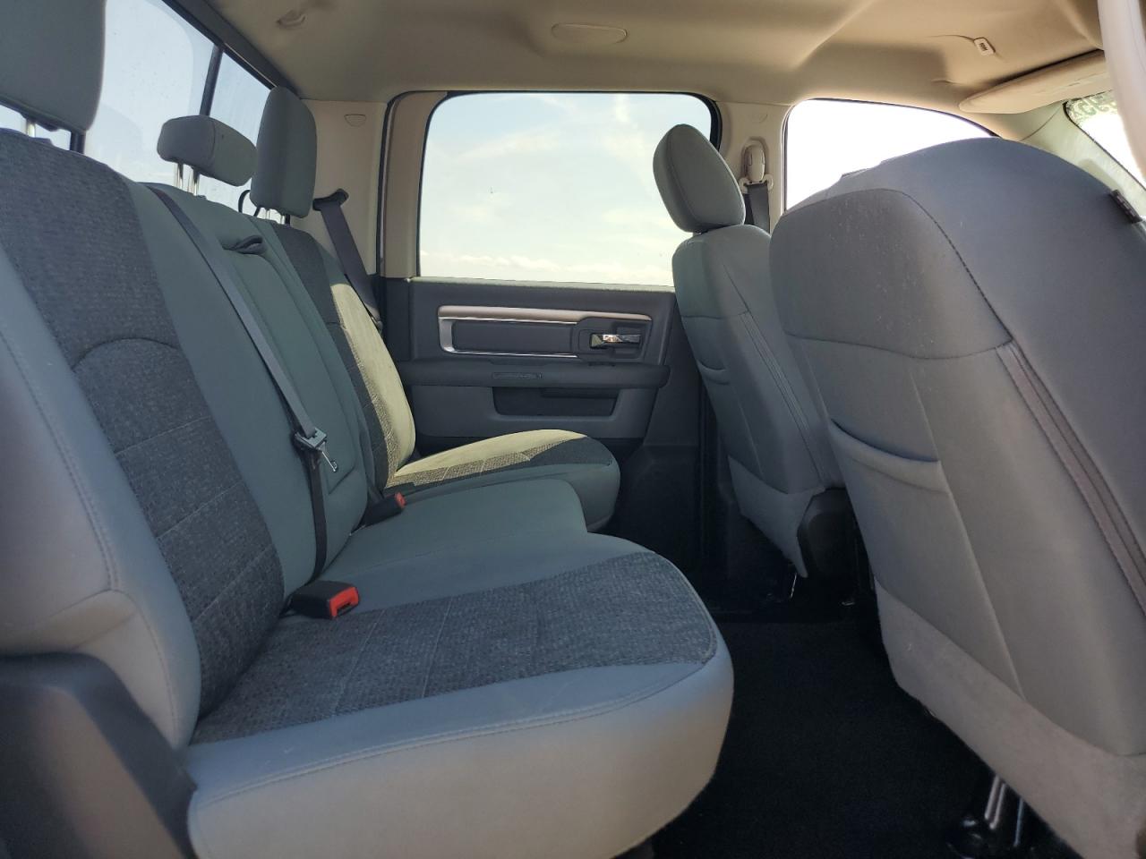 2018 RAM 2500 SLT photo 28