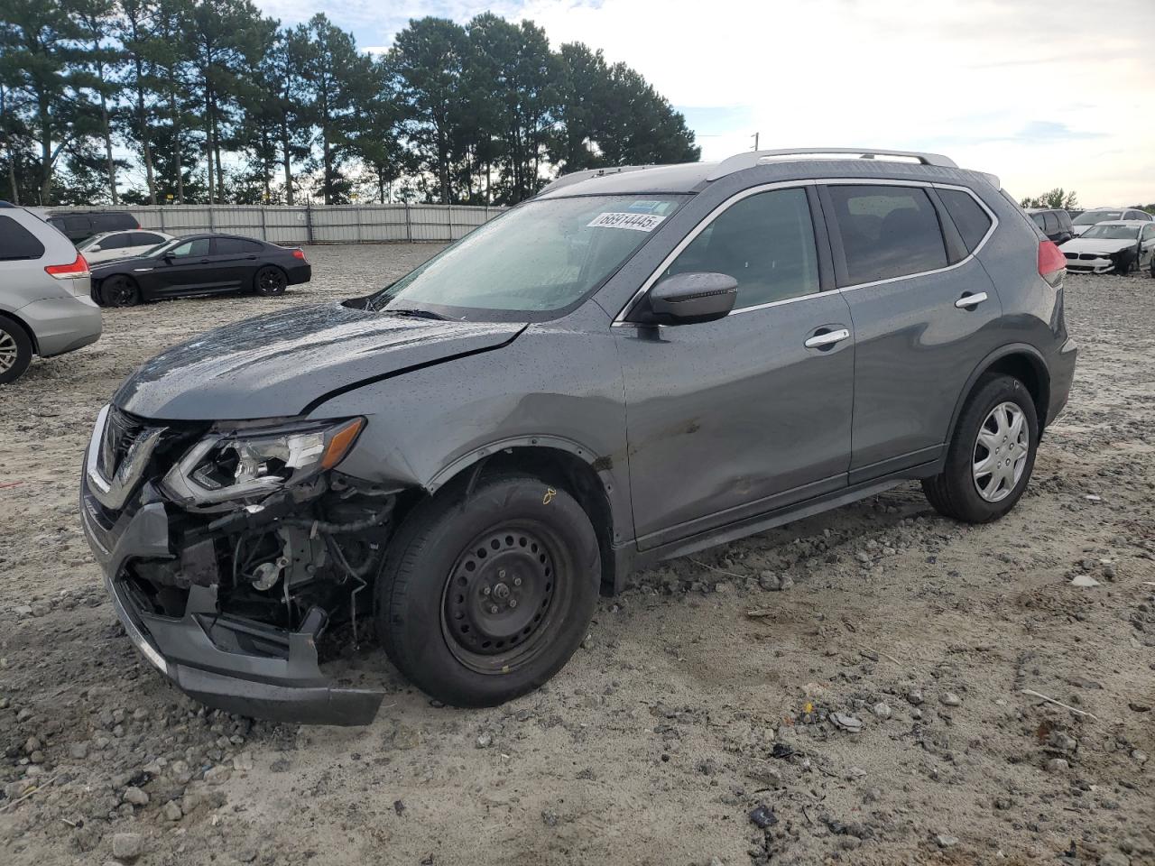 2017 NISSAN ROGUE