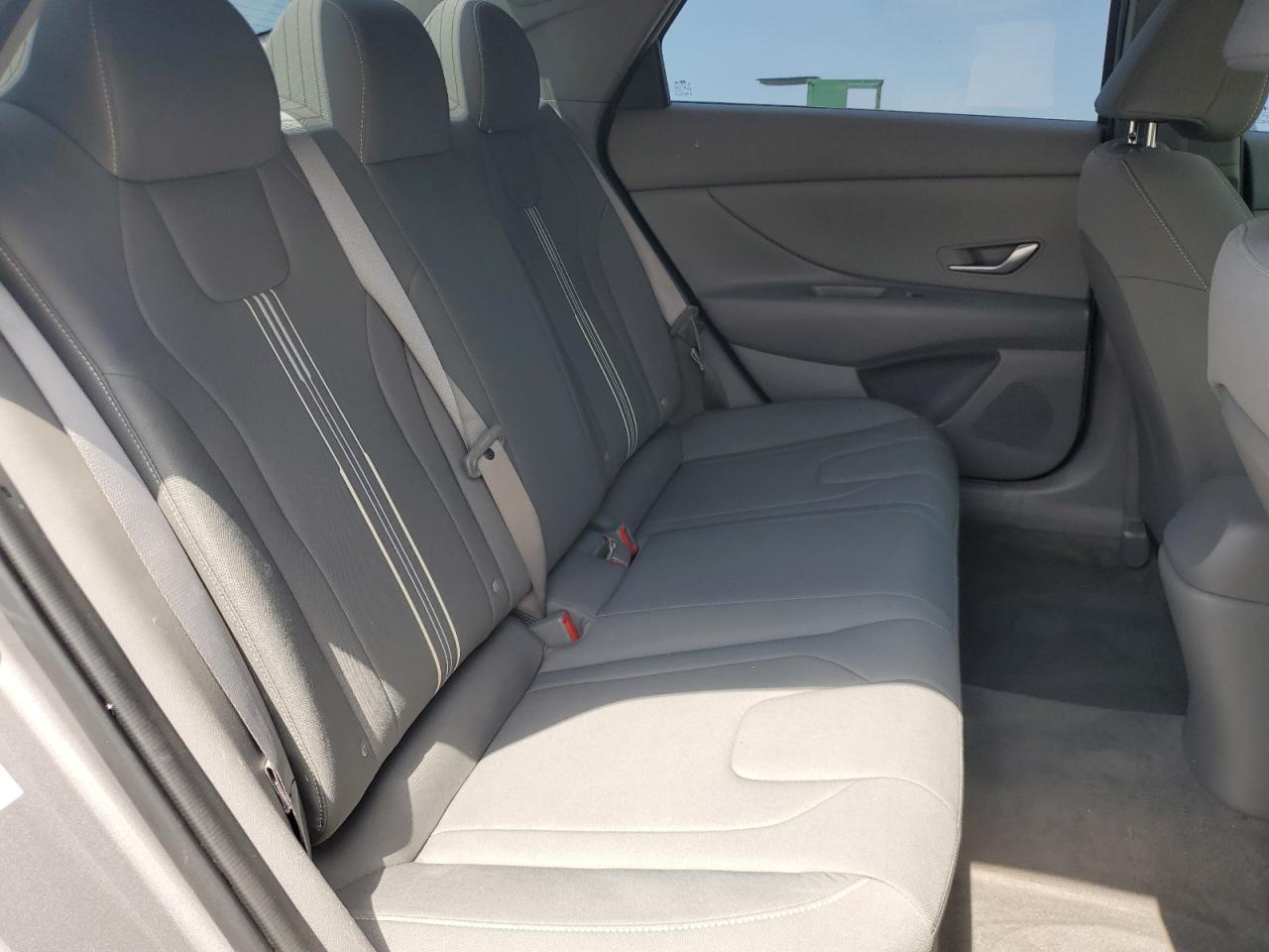 2023 HYUNDAI ELANTRA SEL photo 19