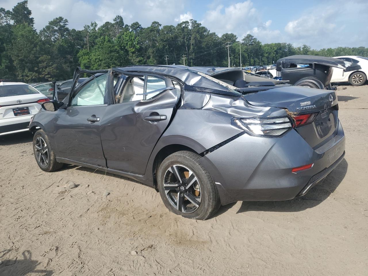 2024 NISSAN SENTRA SV photo 4