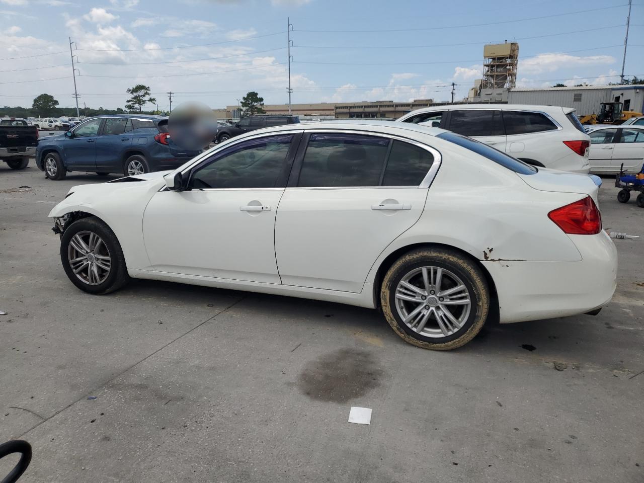 2012 INFINITI G37 photo 3