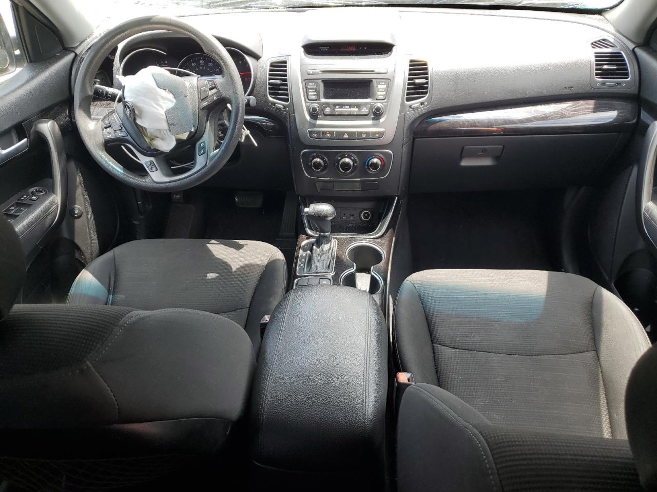2014 KIA SORENTO LX photo 8